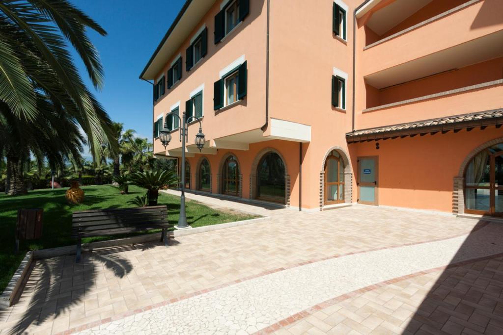 Villa Luigi Hotel & Restaurant Nuova Gestione Villa Rosa Di Martinsicuro Exterior foto